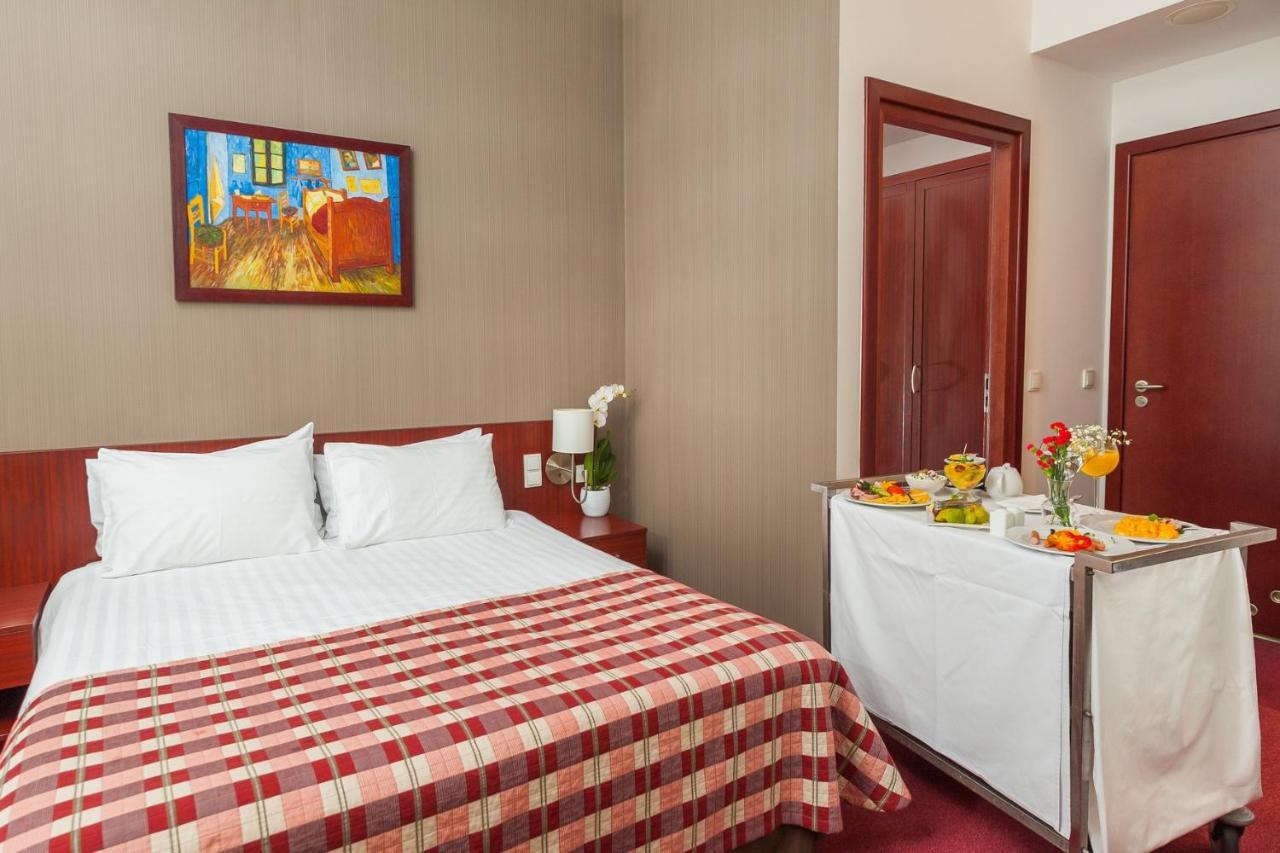 Premier Krakow Hotel Exterior photo