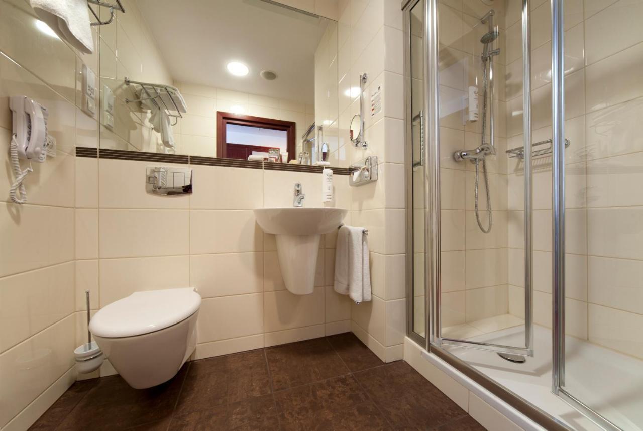 Premier Krakow Hotel Room photo